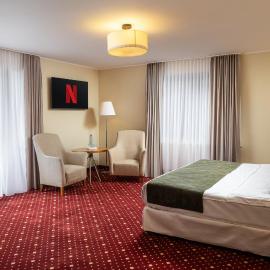 Classic Inn Hotel, khách sạn ở Braşov