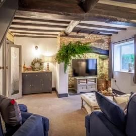 The Old Smithy – hotel w mieście West Ashton