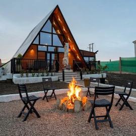 Cabin, swimming pool, hot tub, home theater, panoramic views, hotel v destinácii Ifrane