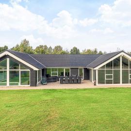 5 star holiday home in Højslev