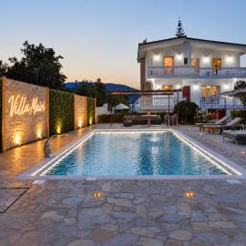 Villa Mairi - 2 private pools & Game Room near Athens