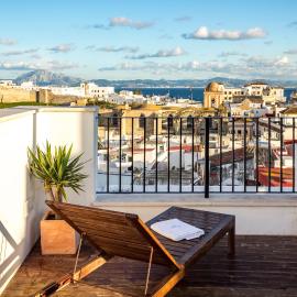 Room Tarifa، فندق في تريفة