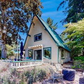 Leisure Lakehouse, hotel en Lacey