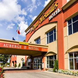 Auberge Royal Versailles, hotel v Montrealu