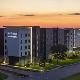 Courtyard by Marriott Irving Las Colinas