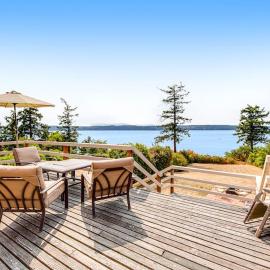 Sundown Memory Lane Cabin, hotel in Camano