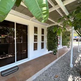 CASA NiMaLou Little Barrio Studios