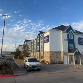 Microtel Inn & Suites by Wyndham, hotel di Midland