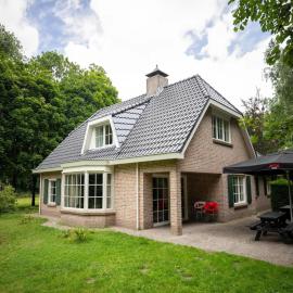 Villa Walibi sleeps up to 16 guests
