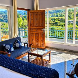 Ganga Nature Nest, hotel u gradu Hawālbāgh