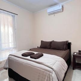 Renny Guest House