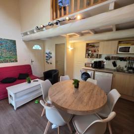 Maison T4 logement entier dans résidence de loisirs, hotel a Sauve