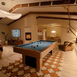 Luxury Villa, panoramic city views with pool table, Hotel in Tromsø