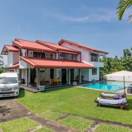 Villa 42