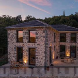Mesovouni Stone Suites 1