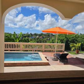 Micoud - 2-Bedroom Villa - Pool - Free Parking, hotel en Micoud