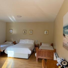Kerry Ocean Lodge, hotel in Glenbeigh