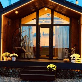 ForRest будинок з басейном та чаном, hotell sihtkohas Moshchun