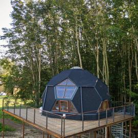 Turtelduen, hotel u gradu 'Dalmose'