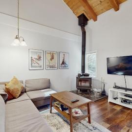 Cute condo with shared pool hot tub and tennis