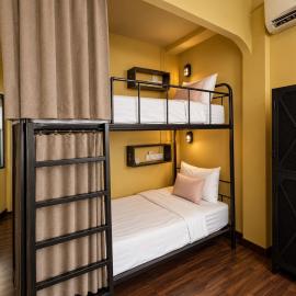 Niras Bankoc Hostel