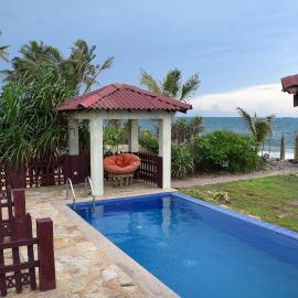 Airport Beach Hotel