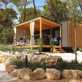 Pine Beach Mobile homes all inclusive, hotell i Pakoštane