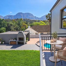 Cape Town에 위치한 호텔 The Cape nest Guesthouse