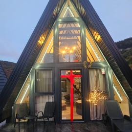 Golden Spa A-Frame 1