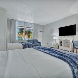 Little Harbor 606