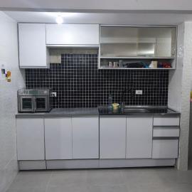 apartamento pistacho en madrid cund, מלון בMadrid