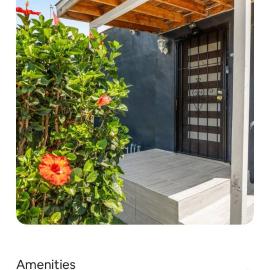 3 Bedrooms x 2 Full Bath House near LAX, Sofi, Intuit and Forum in Los Angeles CA