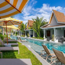 Lalynn Resort & Villas, Phuket - Free scheduled shuttle to Bang Tao Beach