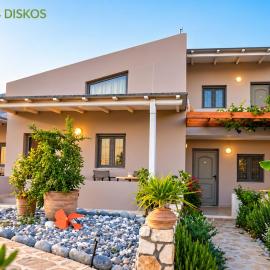 Mythos Suites Diskos, hotell sihtkohas Léntas
