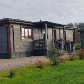 Family vacations house, khách sạn ở Tīnūži