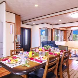 Ocean View 1-Min Walk to the Beach 7 Min to Expressway Easy Access to Churaumi Aquarium & Kouri Island シーサイドハウス名護 Seaside House