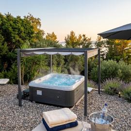Villa Stjepan suits and jacuzzi