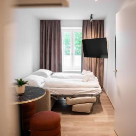 Blackhome City Hauptbahnhof I contactless check-in, hotel in Innsbruck