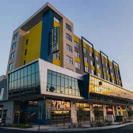 The 233 Suites Unscripted By Hyatt, hotel en Mesa