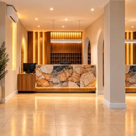 Hotel N