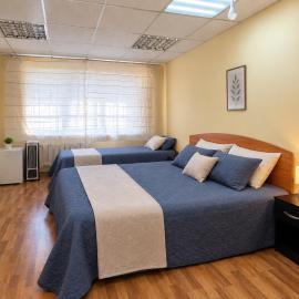 apartments with shared bathroom, hotel Cserkasziban