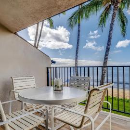 Maalaea Surf - 4 BR, Beachfront, 2 Units
