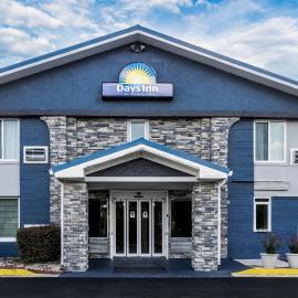 Days Inn by Wyndham Savannah Gateway I-95, hotel em Savannah