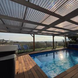 The Lake House, hotel din Migdal