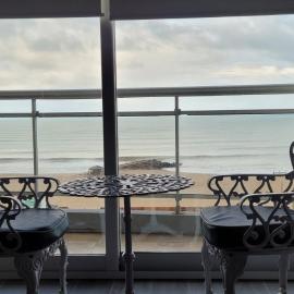 Departamento con cochera vista al mar