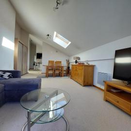 Appartement spacieux proche des pistes avec balcon et parking