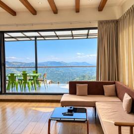 VIDHI VILLA -Besides Valley View 360 with Luxurious Swimming pool & AC