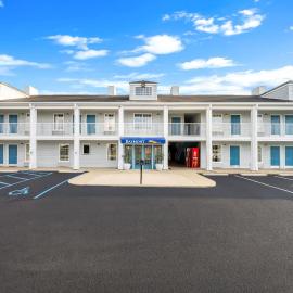 Baymont by Wyndham Prattville - Montgomery、プラットヴィルのホテル