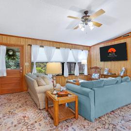 Miss Lilians House