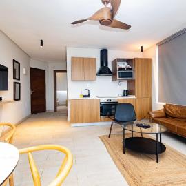 Kokrobite beach Residences and Spa, хотел в Kokrobite